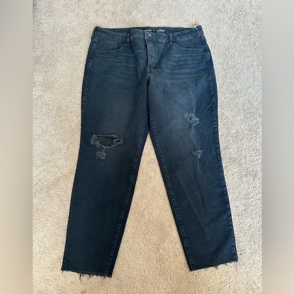 Old Navy Denim - Women’s Old Navy O.G. Straight jeans 18